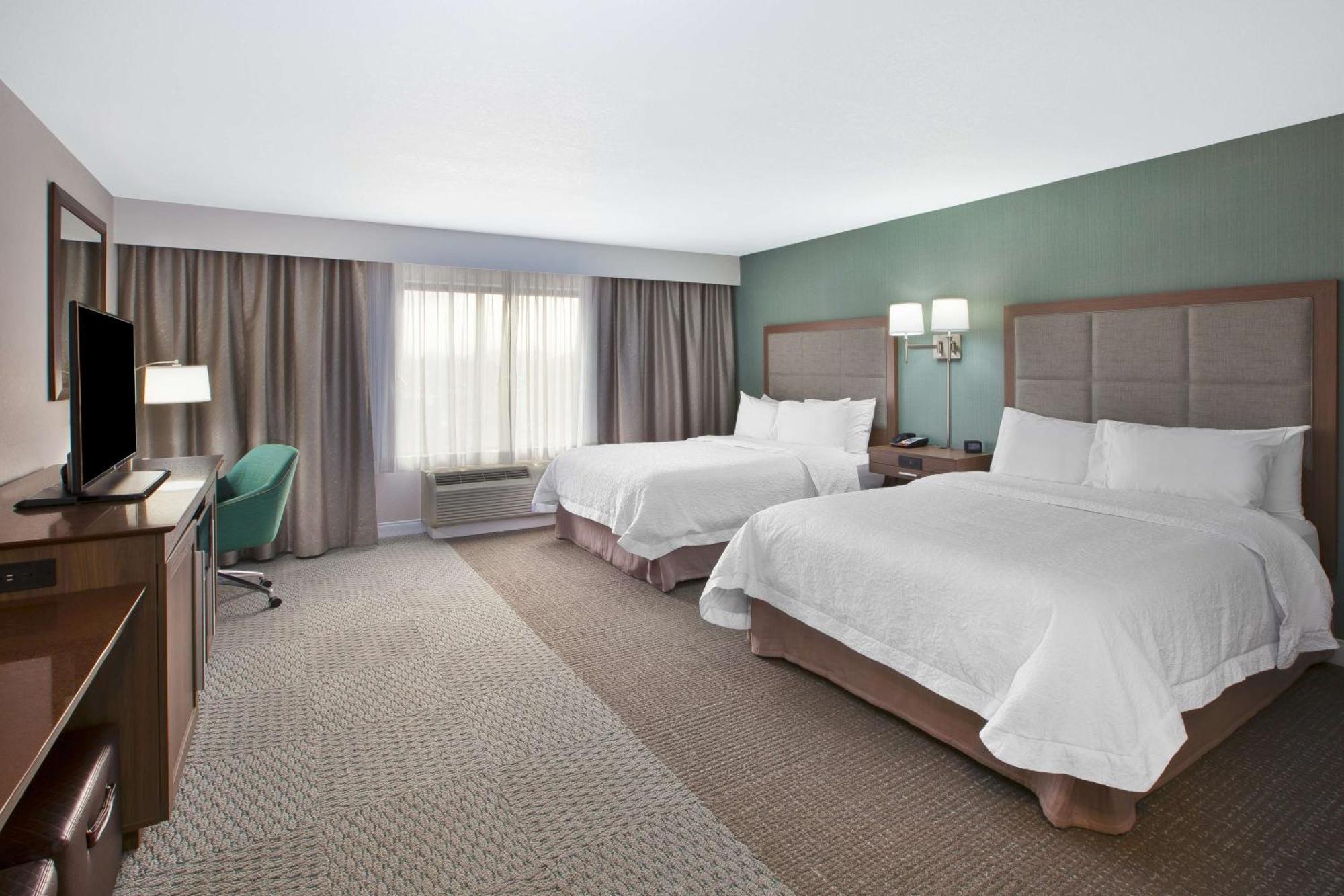 Hampton Inn & Suites Alliance Kültér fotó